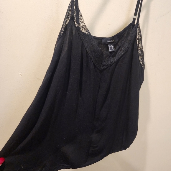 Forever 21 Black Strappy Tank top Plus Size 2X - Picture 6 of 11